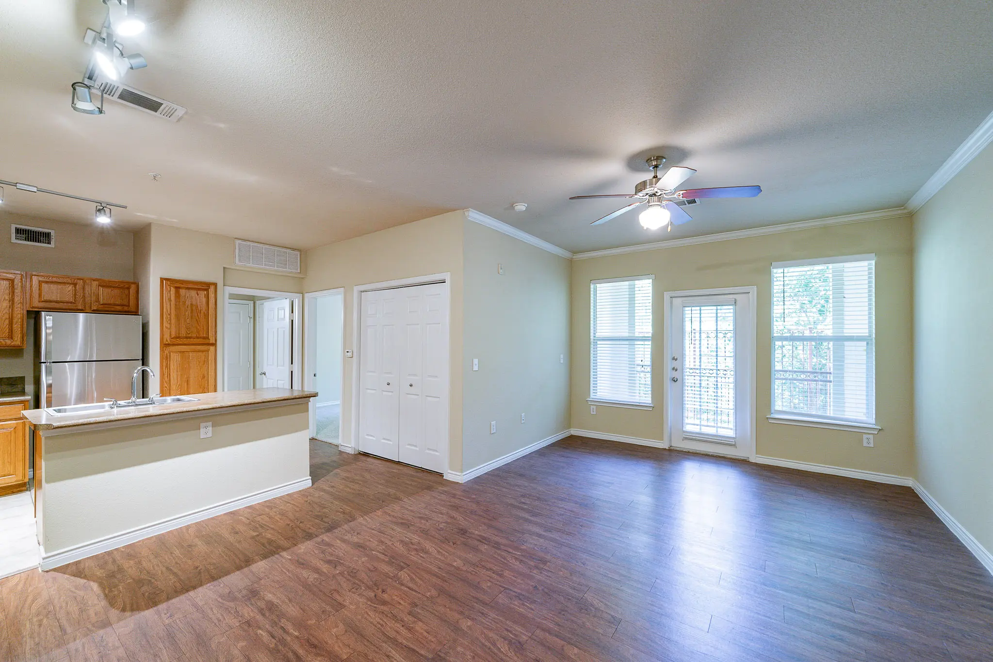 Elegant Space - Before